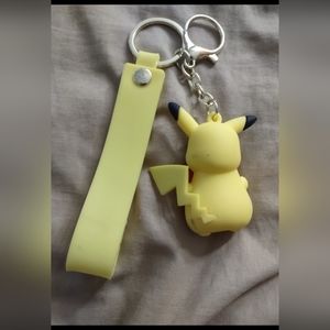 Pokémon Pikachu Heart Keychain